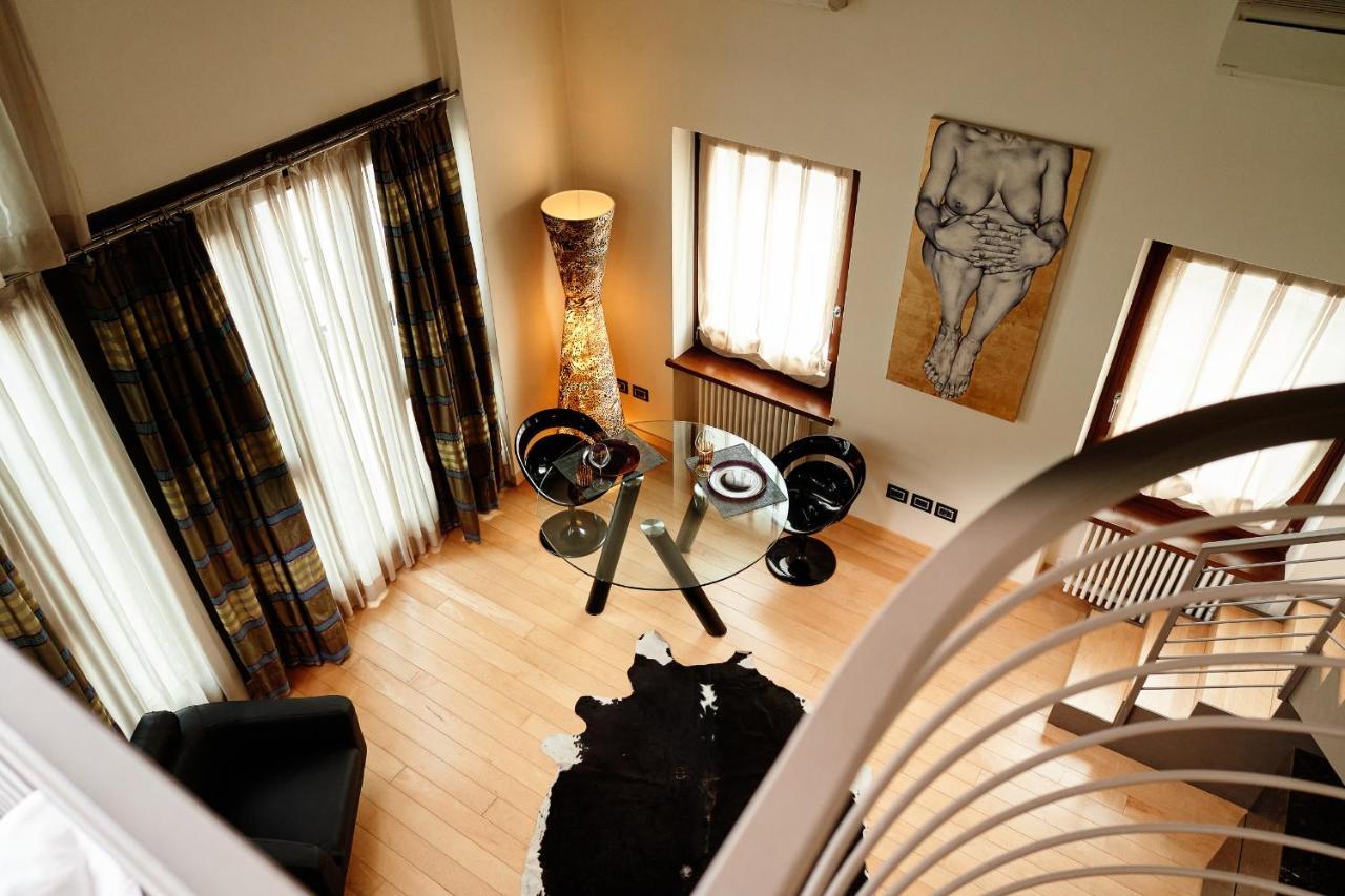 Ad Sidera Bed and Breakfast Pastrengo Buitenkant foto